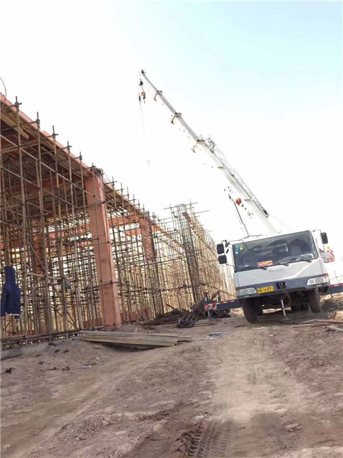 同仁县吊车作业的安全注意事项有哪些？