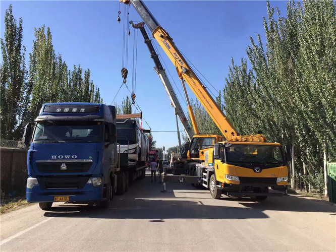 同仁县“省油又稳当”—— 吊车的 “智能节能” 技术