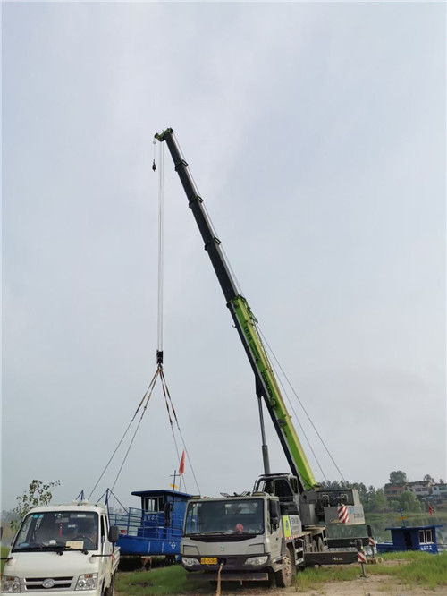 同仁县桥梁建设吊装案例